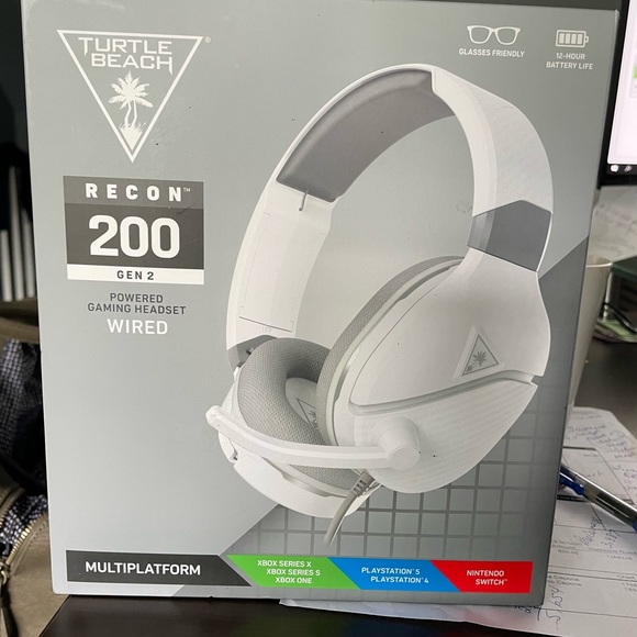 Turtle Beach Gaming Headset - wired. Recon 200 Gen 2. Still in box brand new!!!